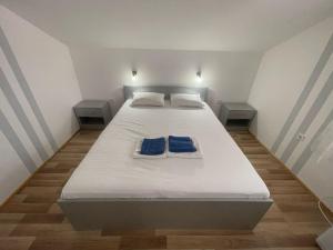 Tome apartments 