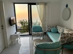 Selinshouse - Gökçebel