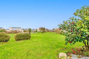 Maisons de vacances Ty Line - Plage a 300 m 1 500 m² de jardin : Maison 4 Chambres