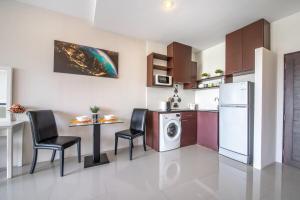 Sea view studio Chic Condo Karon