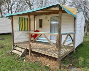 Camping 3 étoiles - efaicg