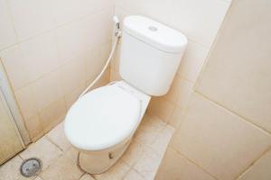 Cozy and Simply Studio at Serpong Greenview Apartment By Travelio