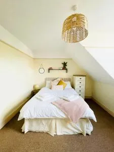 Homely Apartment in Minehead Private Parking - Dunster