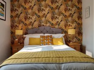 布里埃尔菲尔兹旅馆 - 牛顿阿伯特