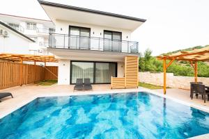 Villa Savaya 1