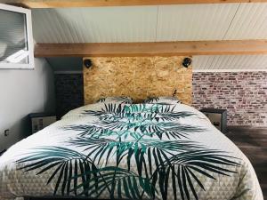 Maisons de vacances L-Atelier du Bien Etre with private spa : photos des chambres