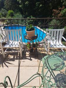 B&B / Chambres d'hotes Le calme de la garrigue : photos des chambres