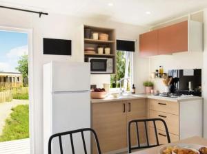 Campings Camping 3 etoiles - Piscine - eehdai : photos des chambres