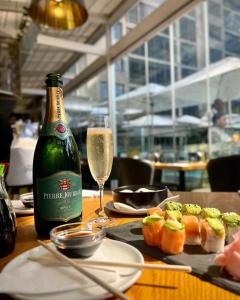 Masingita Towers Elegant Apartment Power & Water Backup