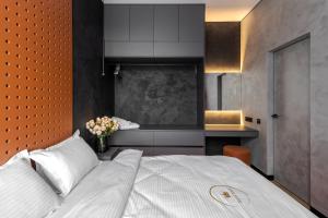 Mini-hotel near Les Kurbas Theatre