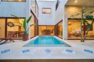 Villa Alux, La Veleta