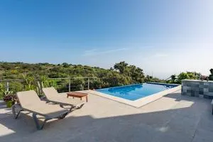 Villa Punta Europa - Private pool with Seaview - San Enrique de Guadiaro