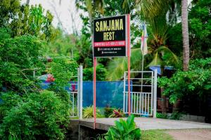 Hotel Sanjana & Restaurant
