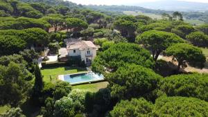 Villas Le Mas Ramatuelle : photos des chambres