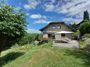 grande maison entre lacs et montagnes - Arith