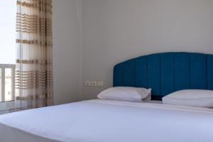 Exquisite 2 Bdr Apartment Waterside