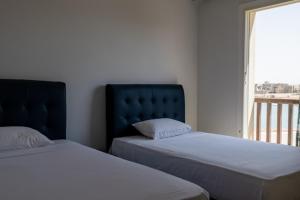 Exquisite 2 Bdr Apartment Waterside