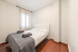 Molviedro, by Homing U