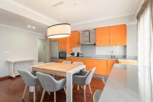 Molviedro, by Homing U