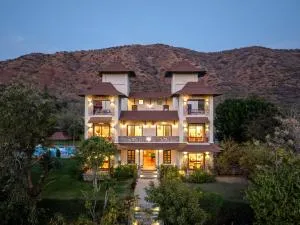 The Hunting Lodge - Luxury Resort in Udaipur - Lunda