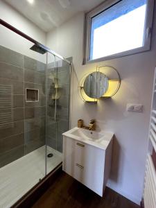 Appartements Agreable maison de ville tout confort Villerurbanne : Appartement 2 Chambres