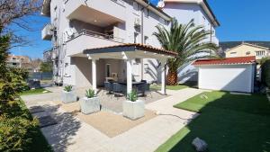 Apartments Osmanovic