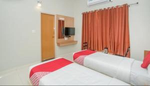 HOTEL HRD - NEW Delhi Railway Station - Couple Friendly Local IDs Accepted