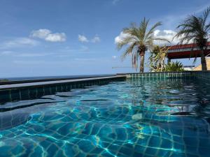Stylish Seaview Studio Apartment