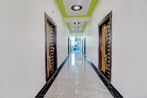 Hotel Om Palace - Sikandra