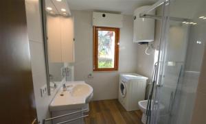 Nice flat for for 4 guests in a residence with common pool in LignanoRiviera