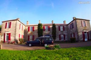 B&B / Chambres d'hotes Jolly Chateau - Family and Friends suite : photos des chambres