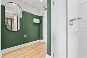 One Bed Apartment - Central Stay - Modern Comfort