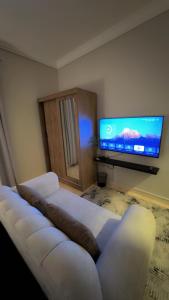 استديو أنيق 49