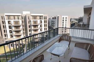 Aura Cairo Festival Serviced Apartments - BirdNest