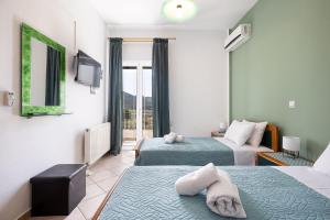 Villa Kounoupas, comfy villa with swimming pool up to 8 guests!