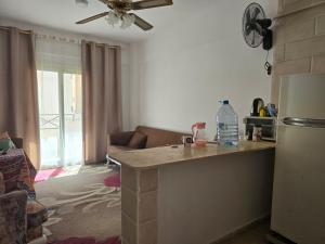 شالية مكيف غرفتين للإيجار في راس سدر قريه بلوا لاجون ليلاتين اقل حجز عائلات فقط من فضلك