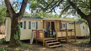 Campings Camping 3 etoiles - ccbaeih : photos des chambres