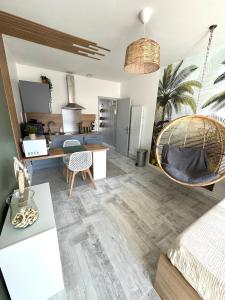 Rêve Tropical, Proche plage, place de parking