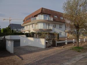 Apartment in Nieuwpoort with Sea Views