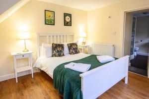 LLAREGGUB Amazing House In Afan Forest With Breath-Taking Views By STAE-Homes