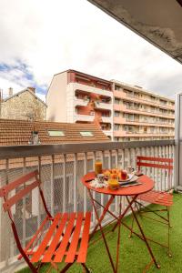 Appartements Studio Victoria SPA, au coeur du centre-ville CABINE HAMMAM -WIFI -GRAND LIT DOUBLE QUEEN SIZE 160x200cm : Appartement 1 Chambre