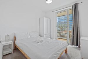 Canning Town Apartment