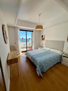 BEACHFRONT Penthouse Luxury