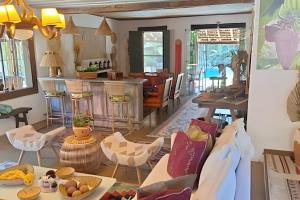 Linda casa em Ilha Bela