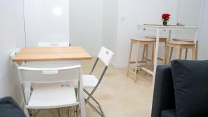 Studio New Complete Metro Supermarkets