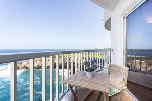 TenoHomes Oceanview Studio with Balcony