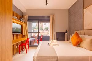 Easy Star - Belo studio em ao lado da PUC - TY01I