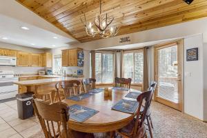 Fire Pit and Yard Woodsy Retreat Near Woodland Lake
