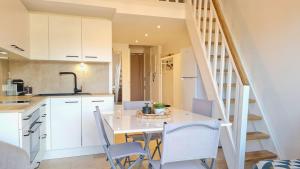 Apartbleuazur - Bel appartement rénové piscine & vue mer