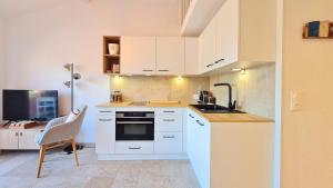 Apartbleuazur - Bel appartement rénové piscine & vue mer